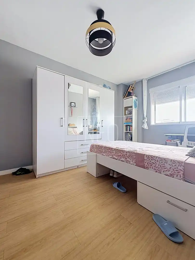 Bedroom of Flat for sale in Atarfe  with Air Conditioner and Balcony