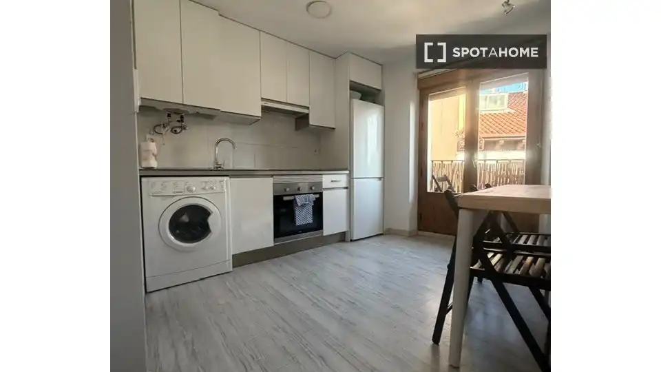 Wohnung mit Terrasse zur Miete in Centro