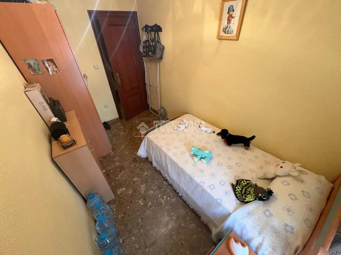 Habitación de Piso en venta en Burjassot con Aire acondicionado y Balcón