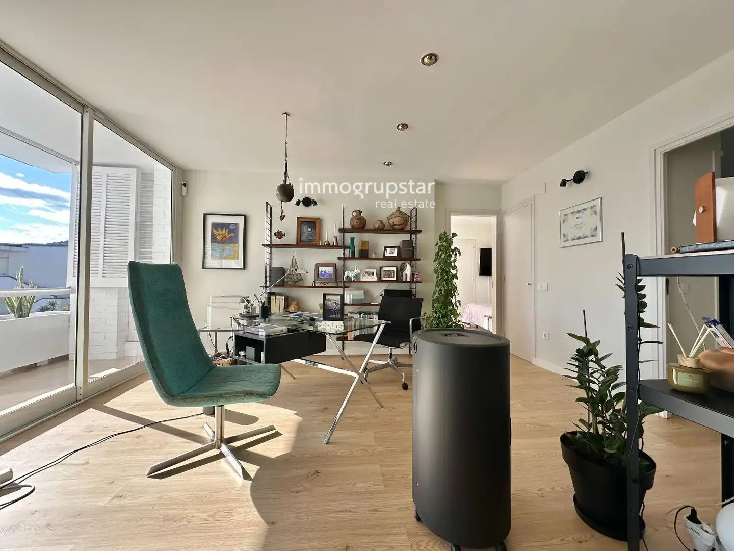 Sala d'estar de Apartament en venda en Castell d'Aro, Platja d'Aro i s'Agaró amb Calefacció, Parquet i Terrassa