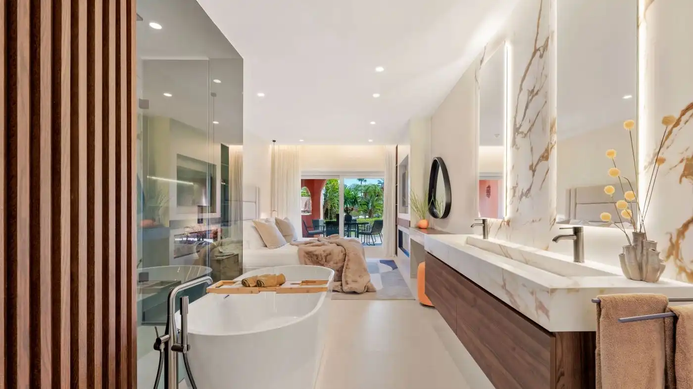 Apartamento con piscina en venta en Selwo, imagen 6