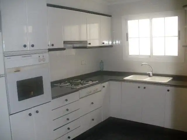 Cocina de Piso de alquiler en Valencia con Aire acondicionado, Calefacción y Trastero