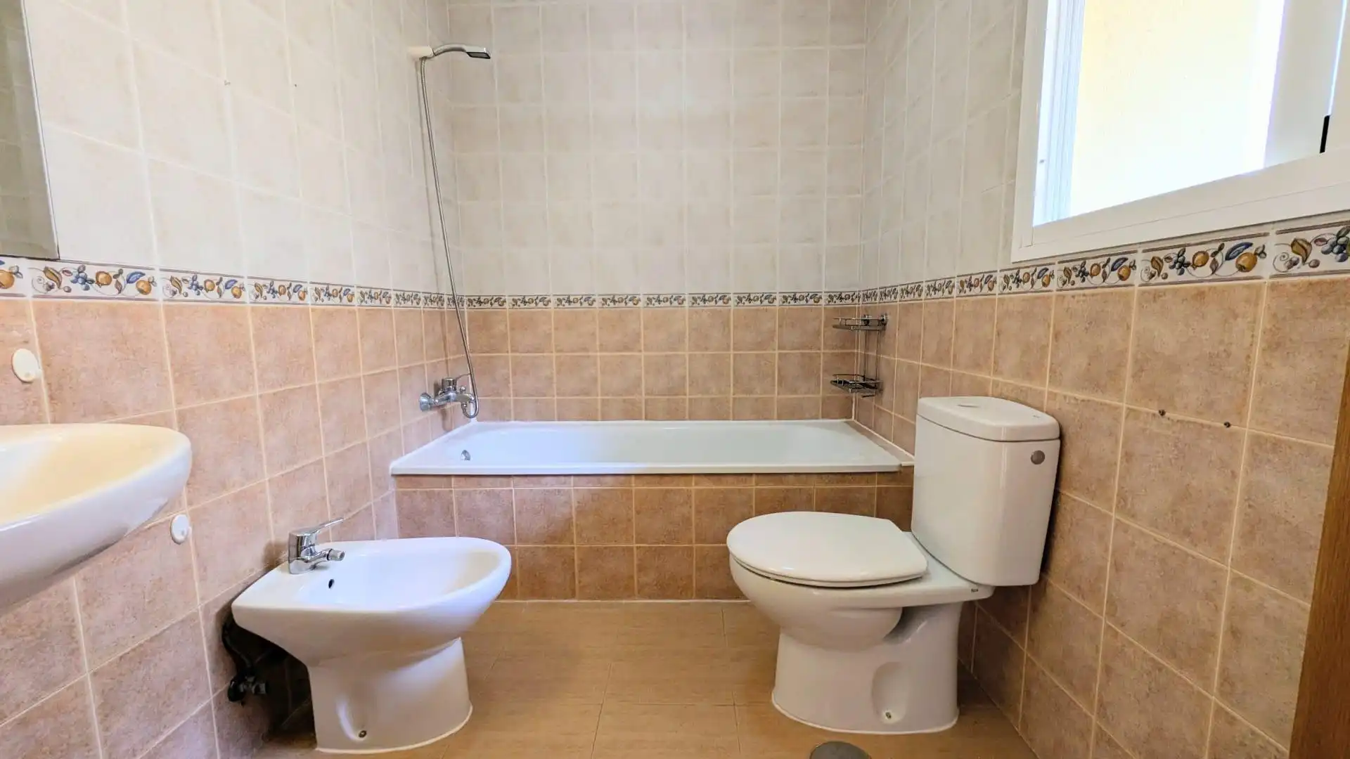 Baño de Ático en venta en Mijas con Aire acondicionado, Terraza y Trastero