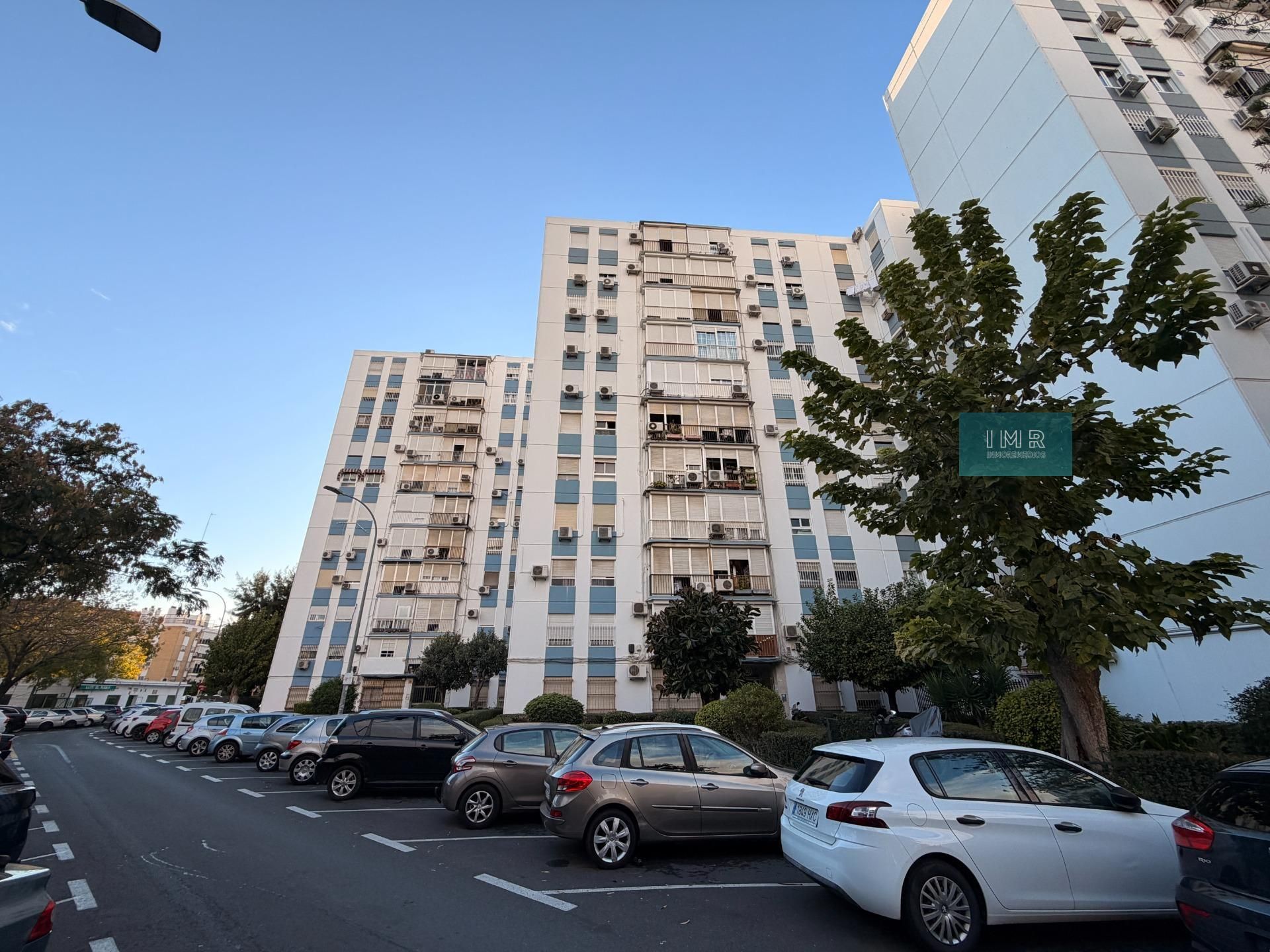 Exterior view of Flat for sale in  Sevilla Capital