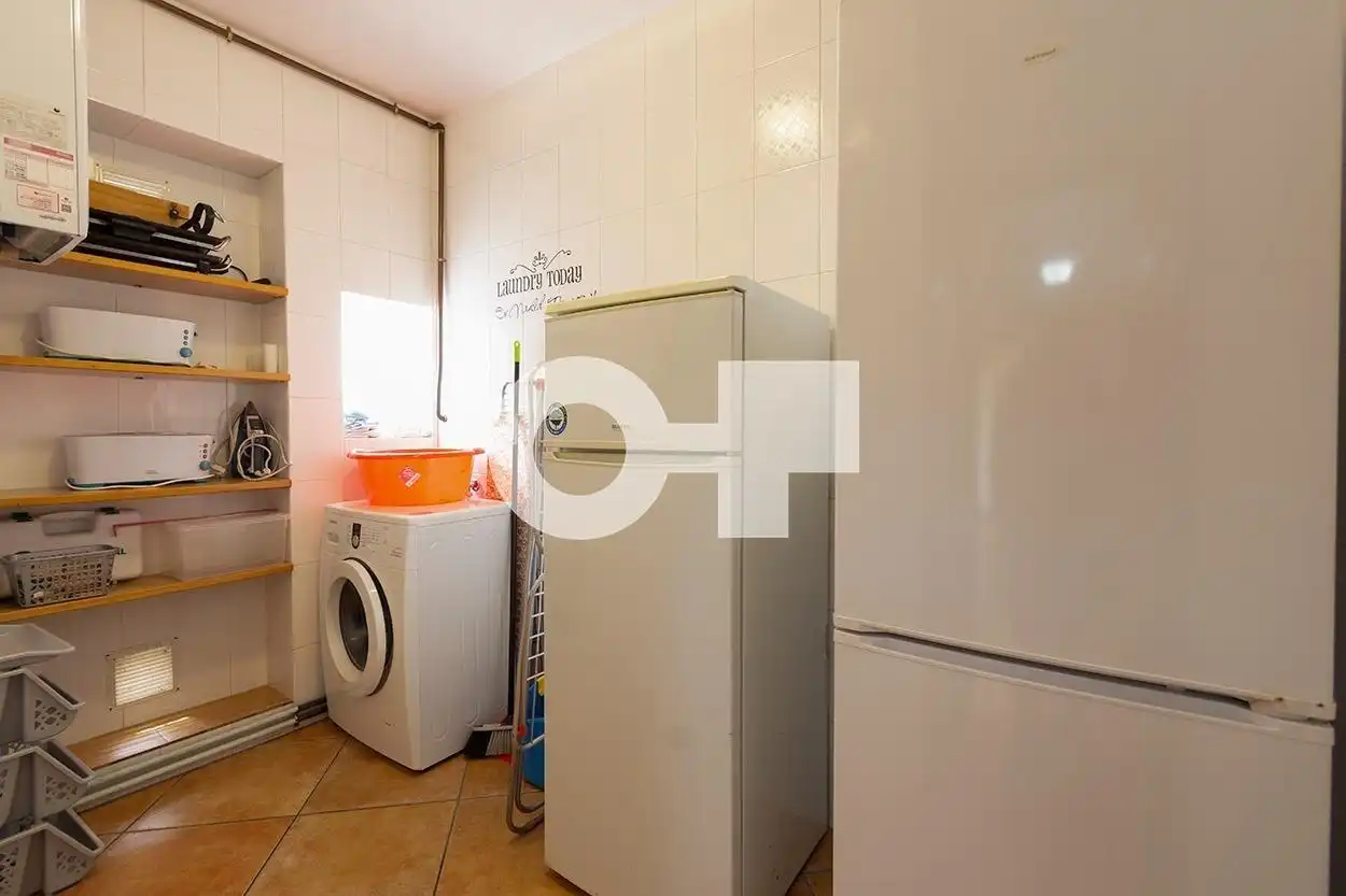 Cuina de Casa o xalet en venda en Tordera amb Calefacció, Terrassa i Piscina