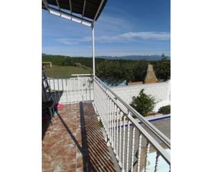 Vista exterior de Casa o xalet en venda en Polinyà amb Aire condicionat, Terrassa i Piscina