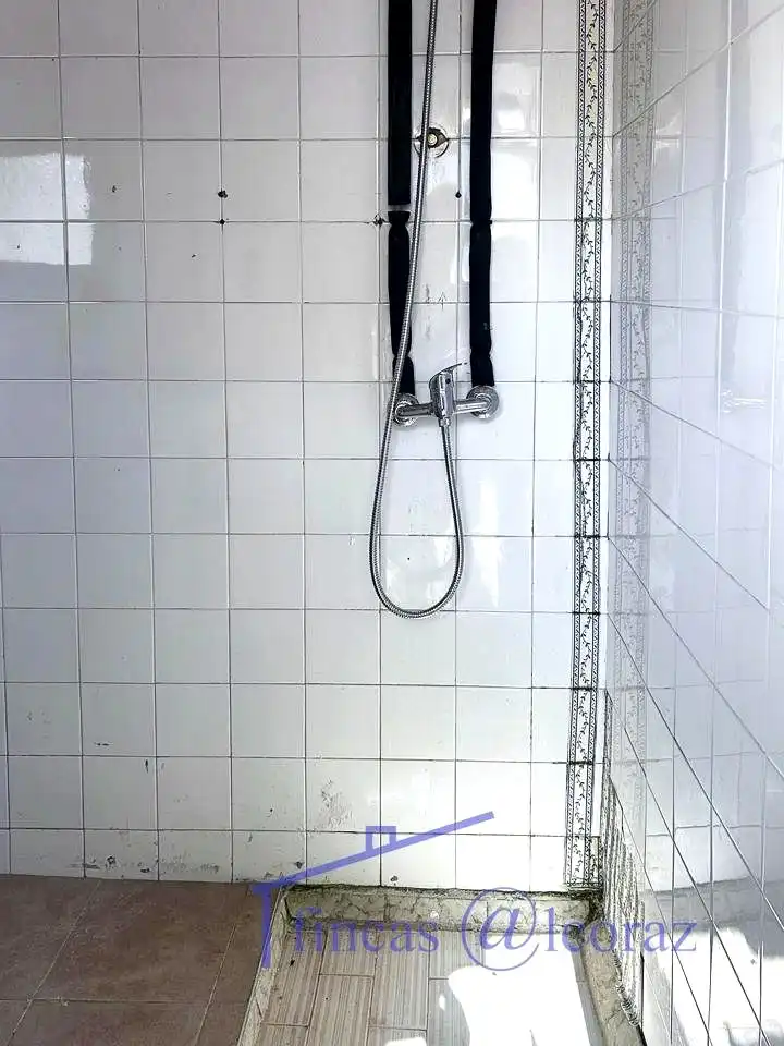 Badezimmer von Country house zum Verkauf in Lupiñén-Ortilla