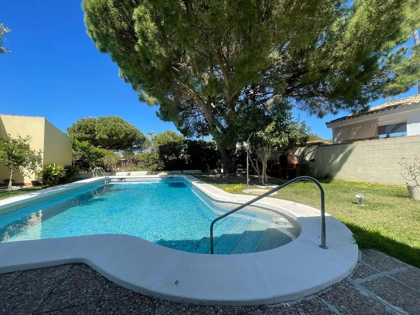 Swimming pool of Houses for sale in Chiclana de la Frontera  with Private garden, Swimming Pool and Furnished