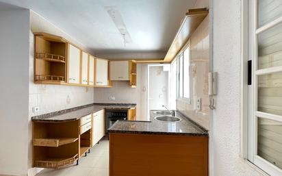 Kitchen of Flat for sale in  Tarragona Capital  with Terrace and Balcony