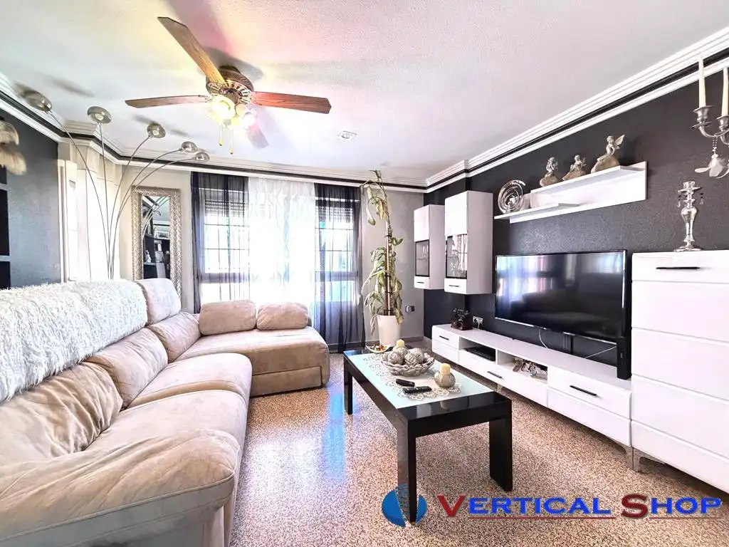 Living room of Flat for sale in Caudete