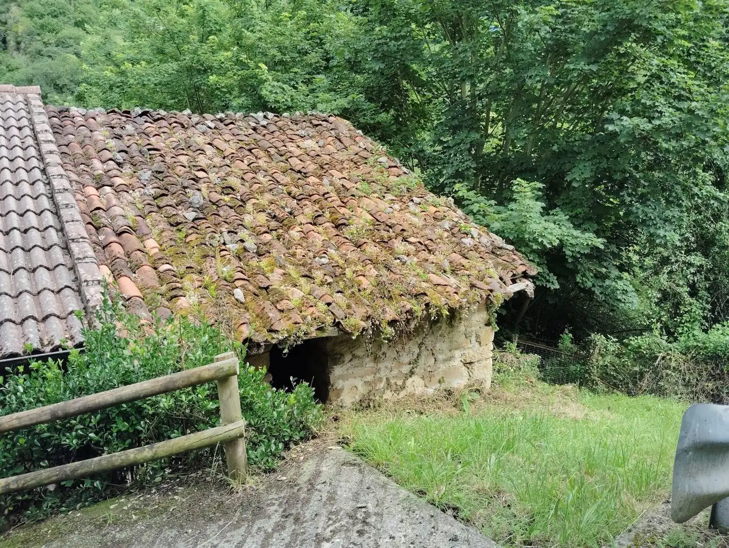 Außenansicht von Haus oder Chalet zum Verkauf in Ponga