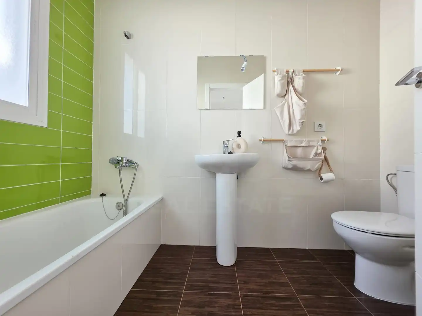 Baño de Casa adosada en venta en Lucena con Aire acondicionado