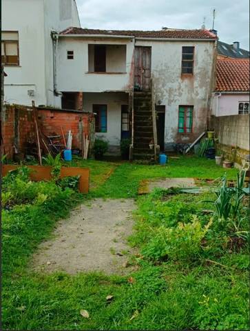 Casa-chalet en Venta en A Gándara
