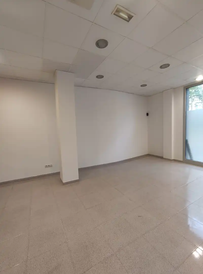 Business premises to rent in Carrer Santa Magdalena