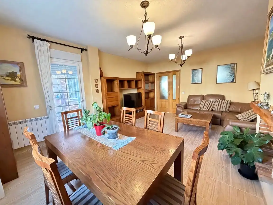 Villa avec jardin à vendre à Calle Finlandia, imagen 3