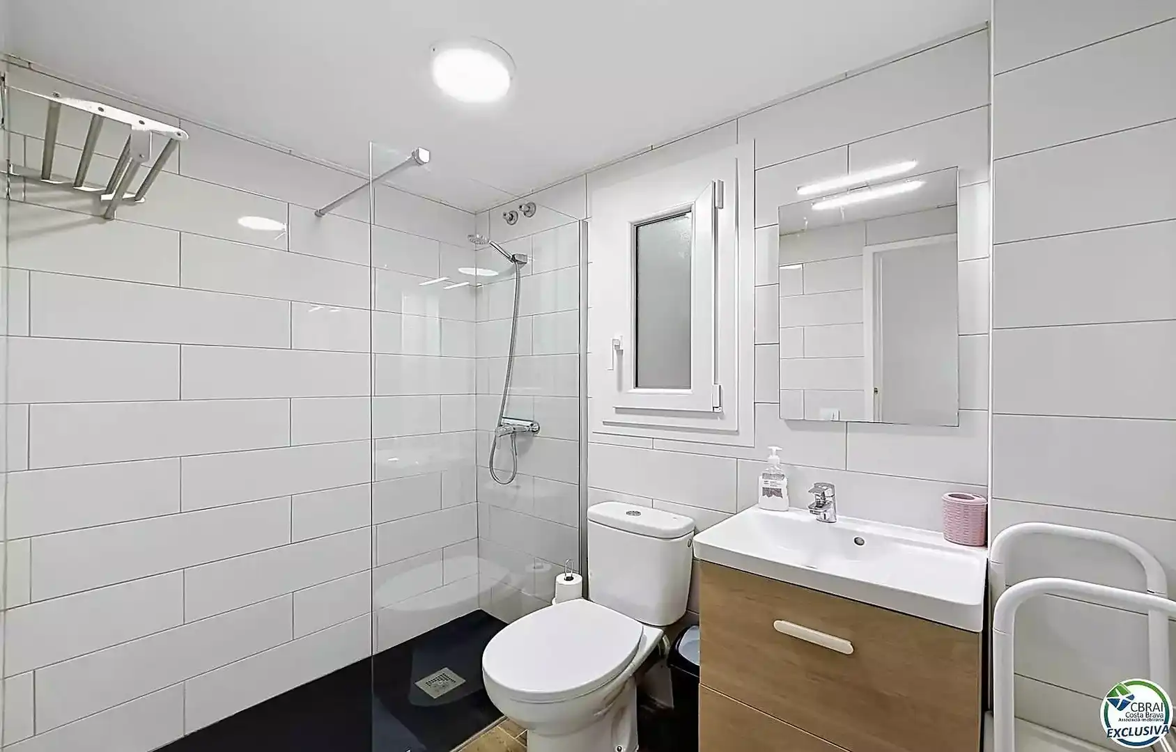 Baño de Piso en venta en Roses con Aire acondicionado, Calefacción y Terraza
