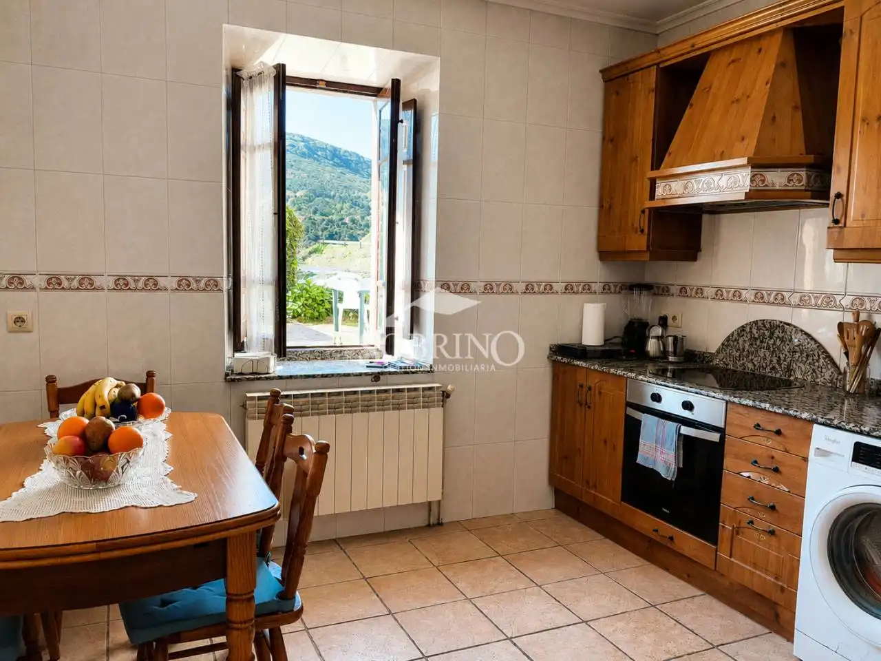 Casa amb jardí en venda a Calle Narganes, imagen 5