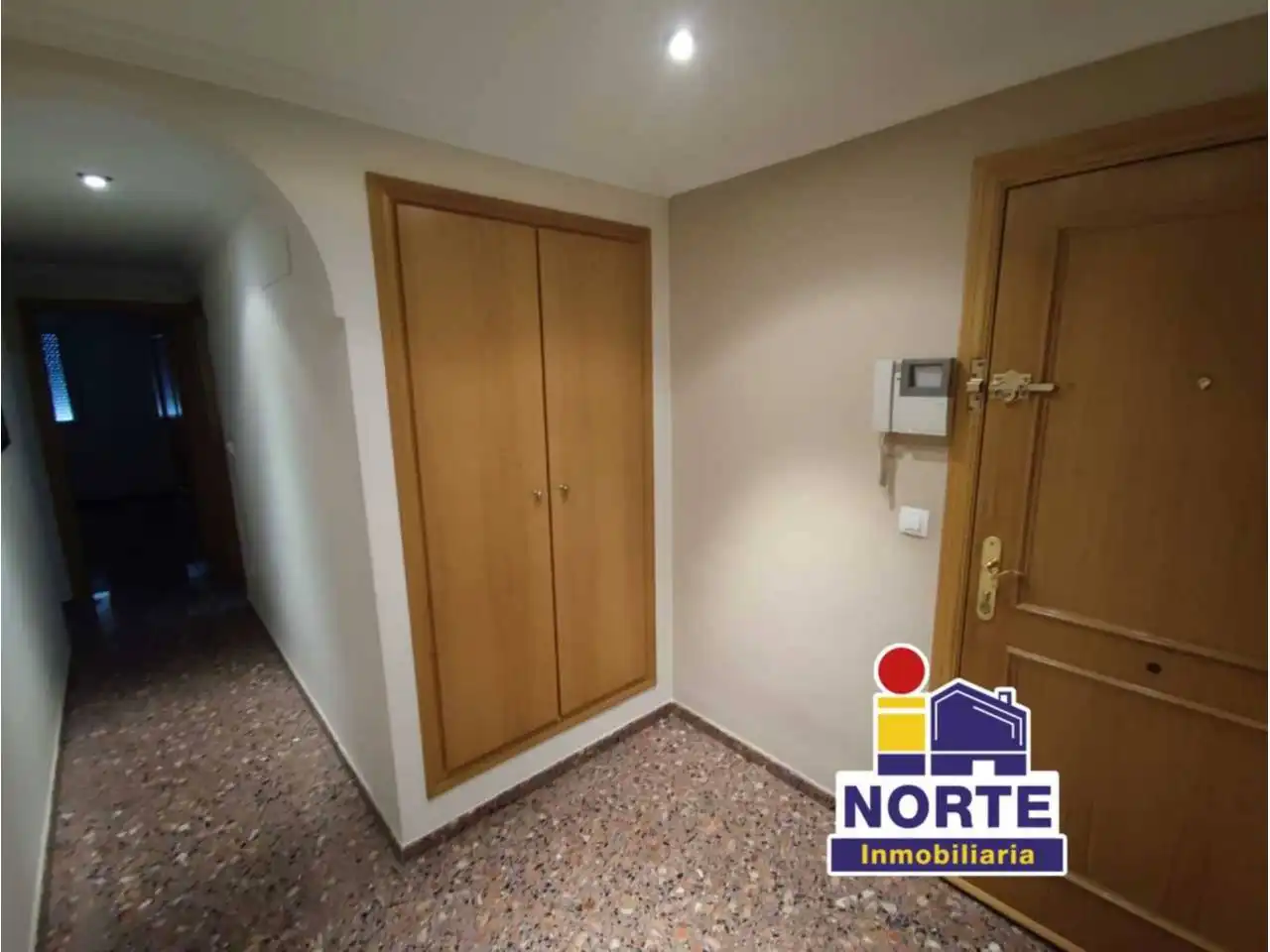 Wohnung zum Verkauf in Alcoy / Alcoi mit Klimaanlage, Heizung und Abstellraum