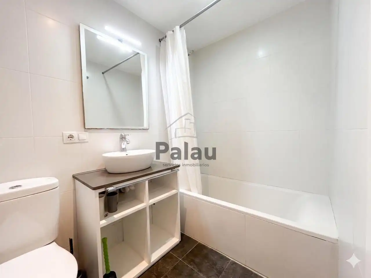Bathroom of Ground floor for sale in Ciutadella de Menorca  with Storage room and Community pool