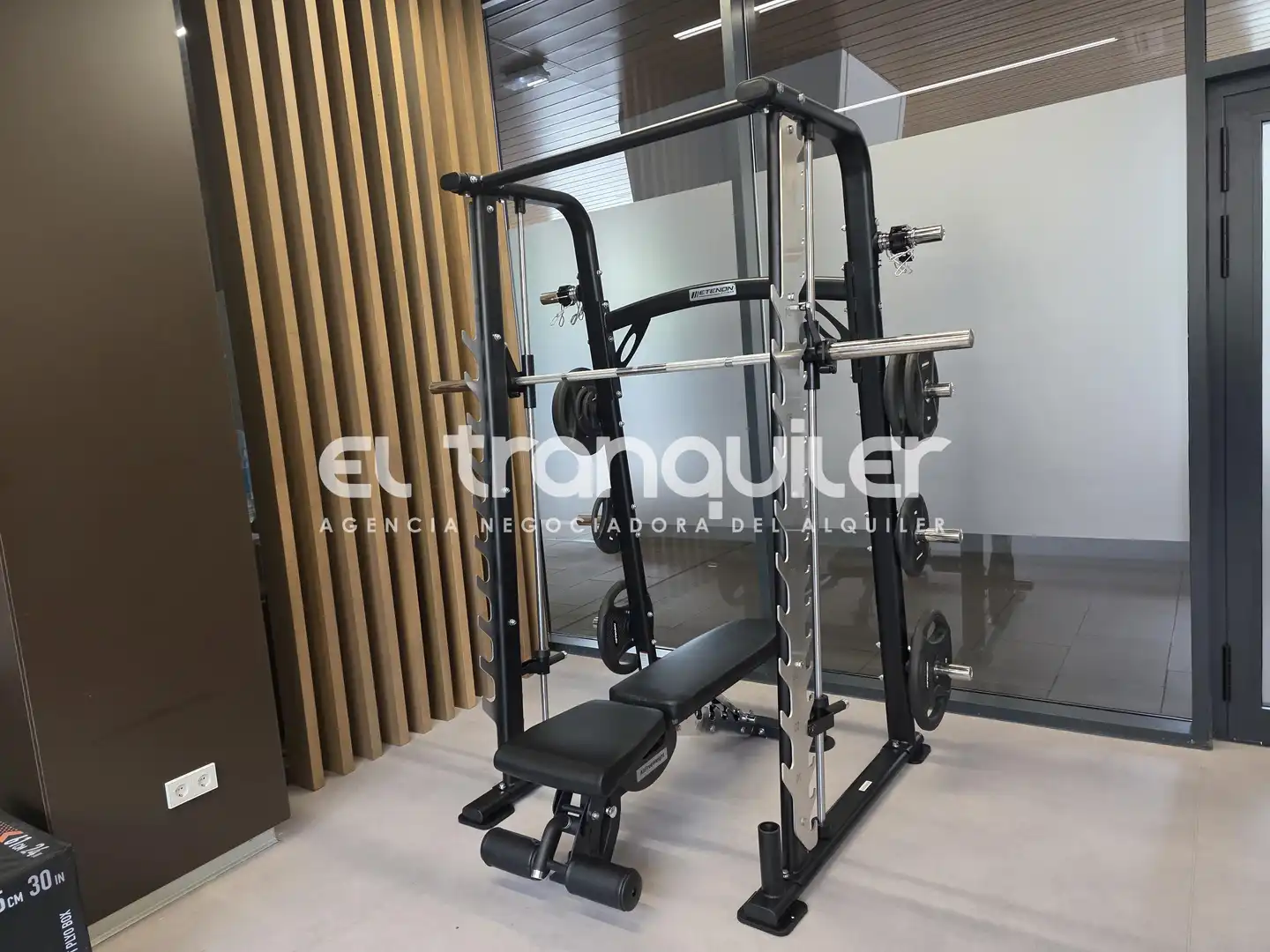 Flat for rent in Madrid  with Air Conditioner, Terrace and Storage room
