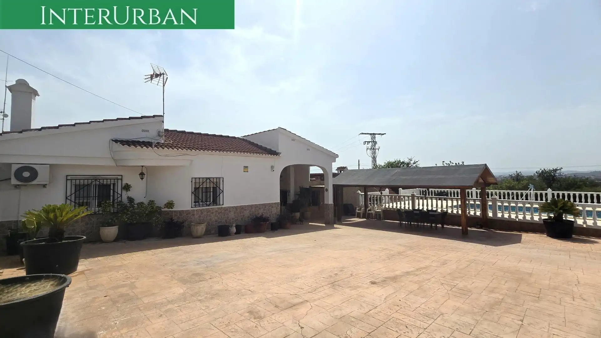 Vista exterior de Casa o xalet en venda en Llíria amb Aire condicionat, Calefacció i Jardí privat