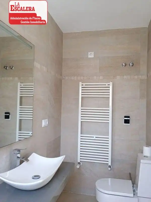 Baño de Casa o chalet en venta en Castalla con Aire acondicionado, Calefacción y Jardín privado