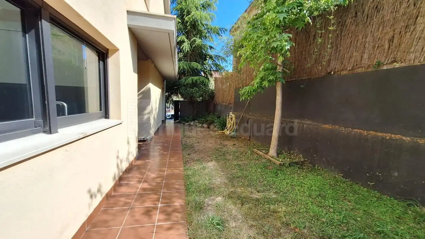 Vista exterior de Casa o xalet en venda en Argentona amb Jardí privat i Terrassa
