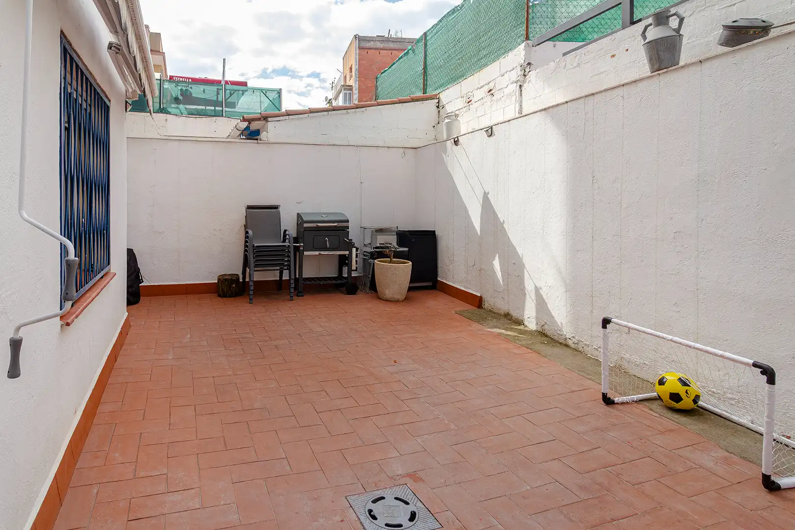 Bajo en venta en Carrer de Frederic Soler, imagen 2