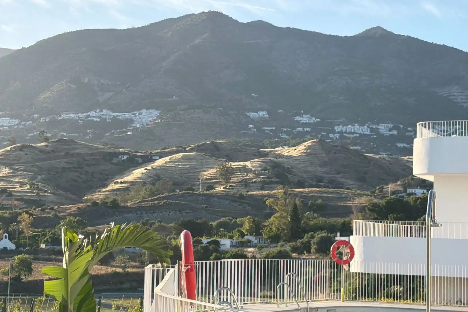 Vista exterior de Apartament de lloguer en Fuengirola amb Balcó