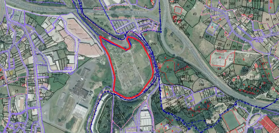 Terreno industrial en venta en Culleredo