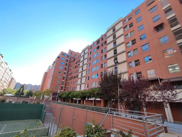 Piso en Venta en Calle Eros en Legazpi