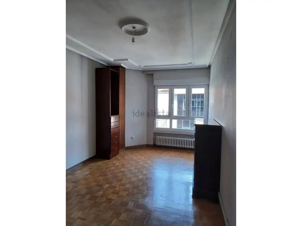 Bedroom of Flat for rent in Gijón   with Terrace and Storage room