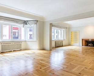 Sala d'estar de Pis de lloguer en  Madrid Capital amb Aire condicionat, Calefacció i Traster