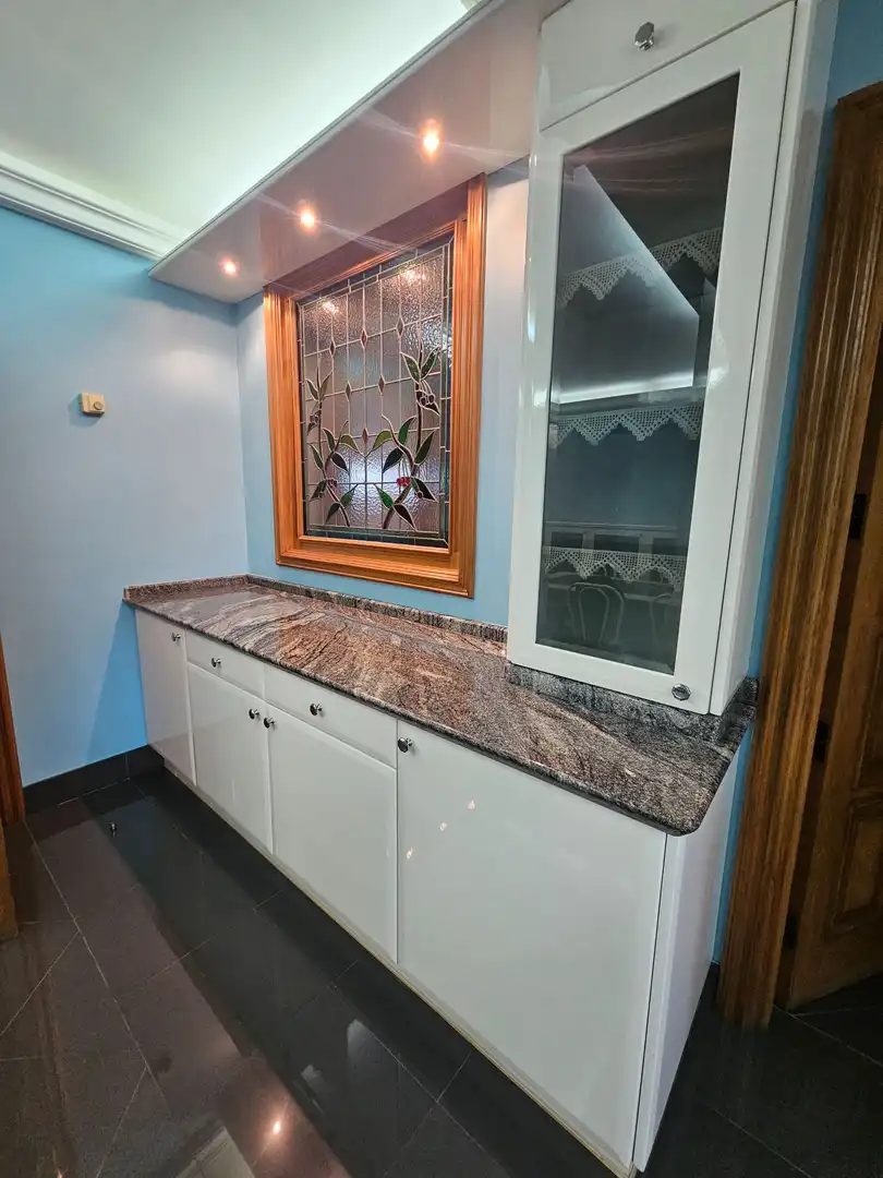 Cocina de Casa o chalet en venta en Santa Comba con Calefacción, Jardín privado y Terraza