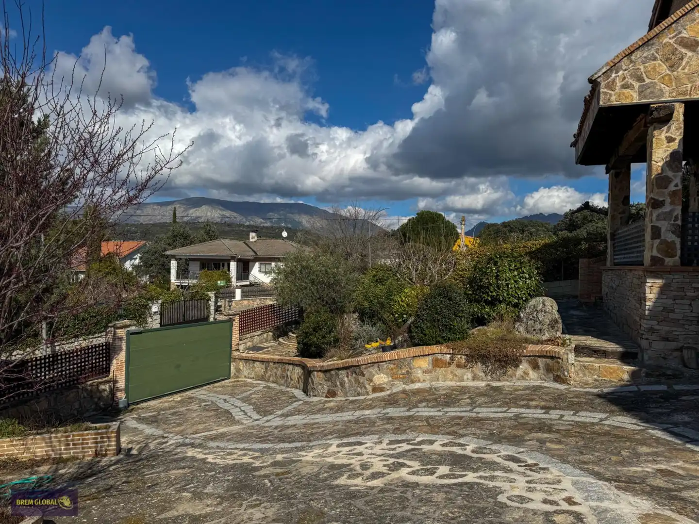 Exterior view of Houses for sale in Navalafuente  with Heating, Private garden and Storage room