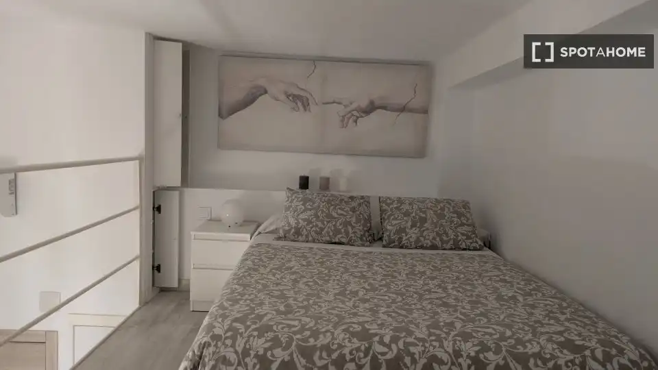 Habitación de Piso de alquiler en Madrid con Aire acondicionado, Calefacción y Amueblado