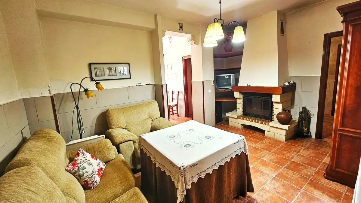 Wohnzimmer von Haus oder Chalet zum Verkauf in Cortegana mit Privatgarten und Abstellraum