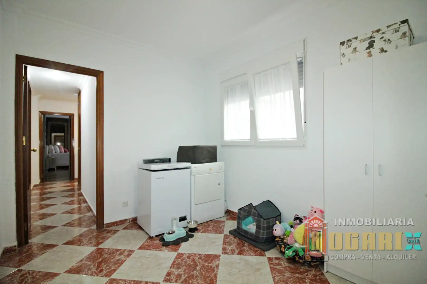 Dormitori de Pis en venda en Huelva amb Aire condicionat i Balcó