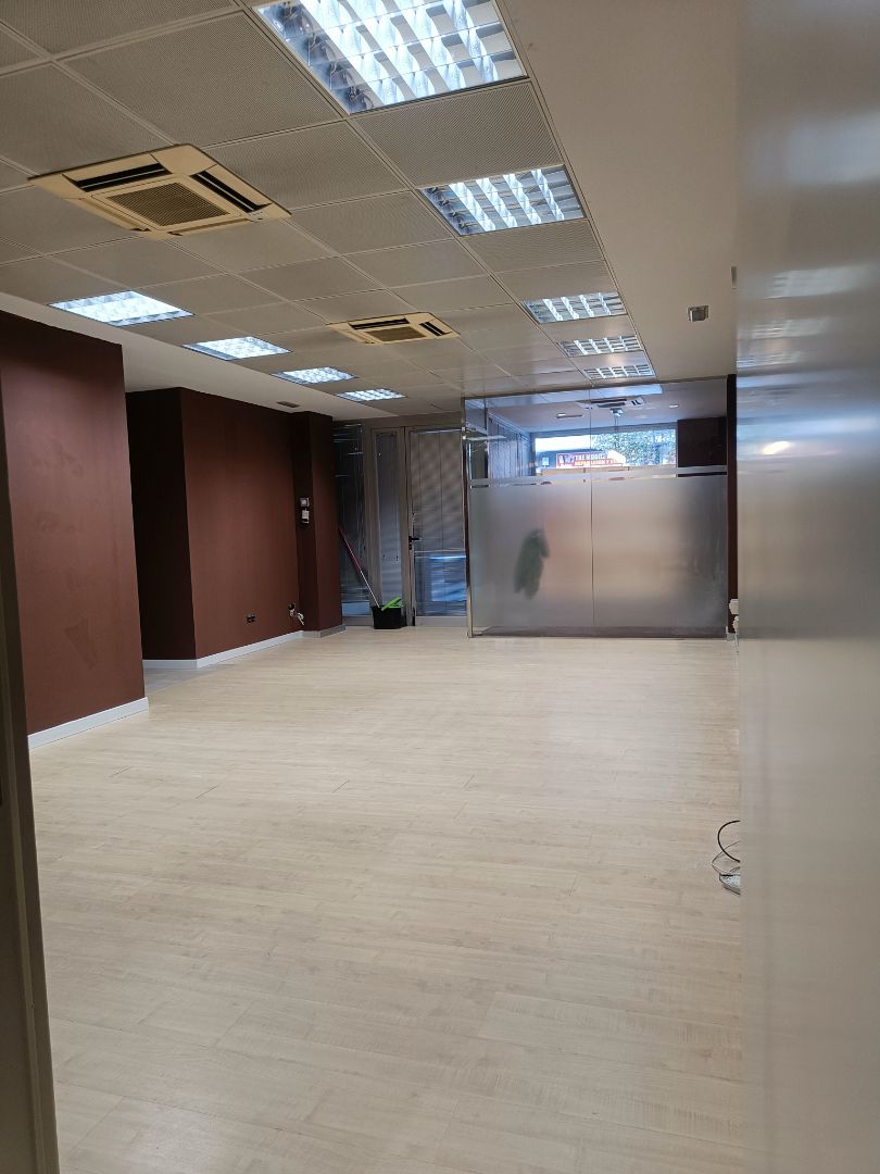 Local de lloguer en Molins de Rei amb Aire condicionat, Calefacció i Parquet