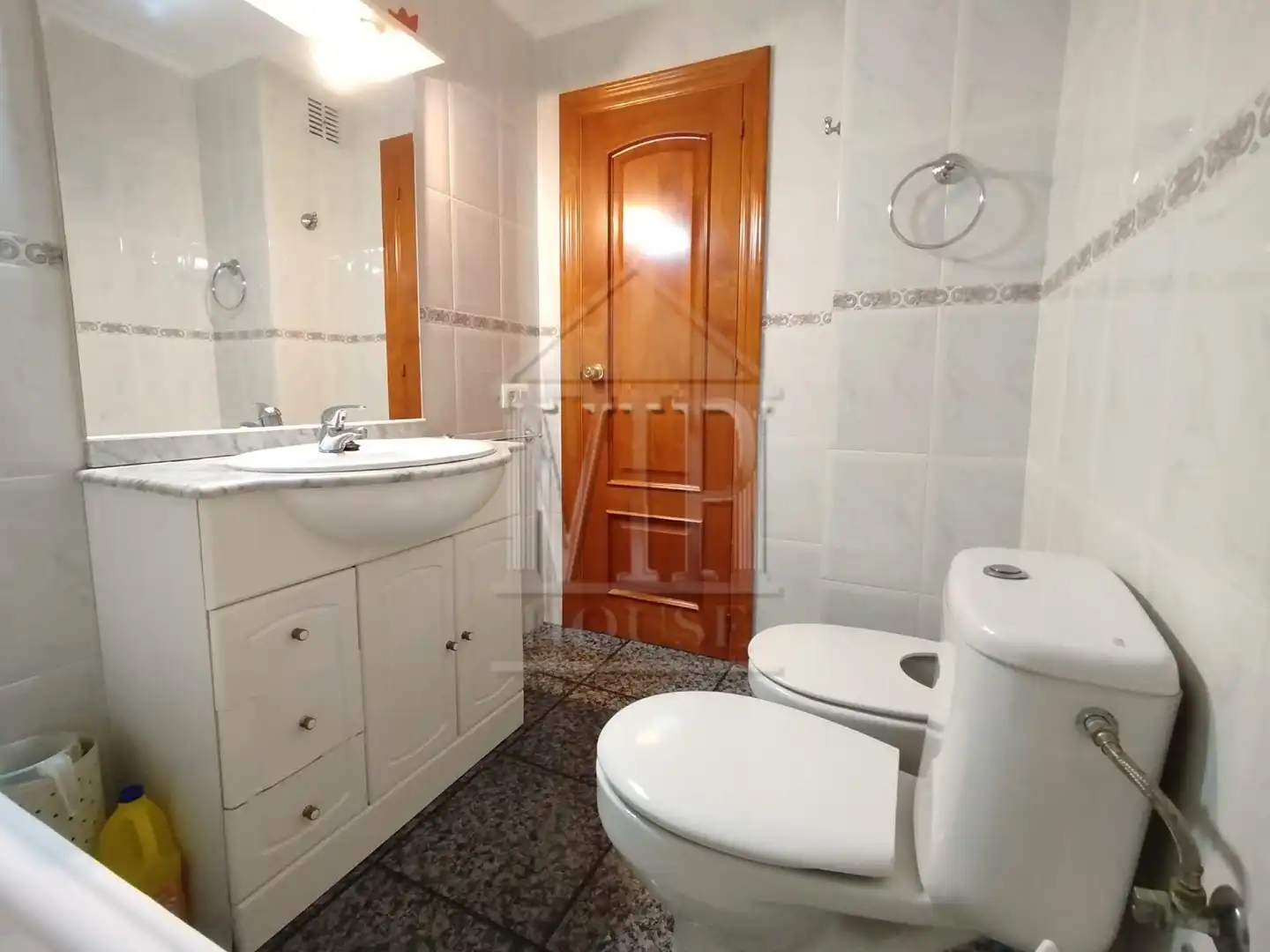 Bathroom of Flat for sale in Pineda de Mar  with Balcony