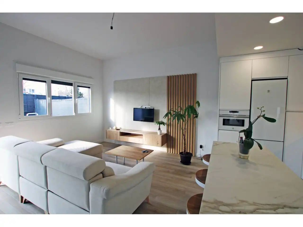 Villa zur Miete in Calle Jadraque, imagen 10