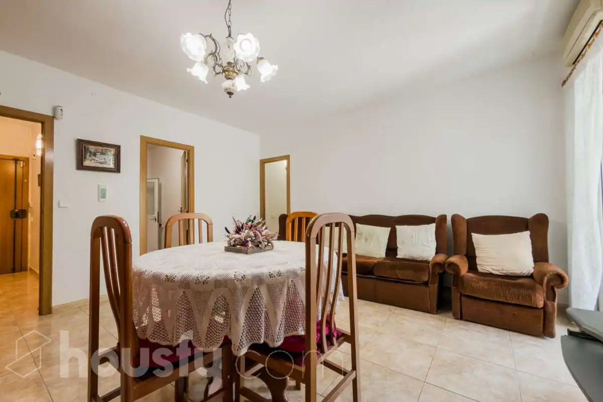 Comedor de Piso en venta en Badalona con Trastero
