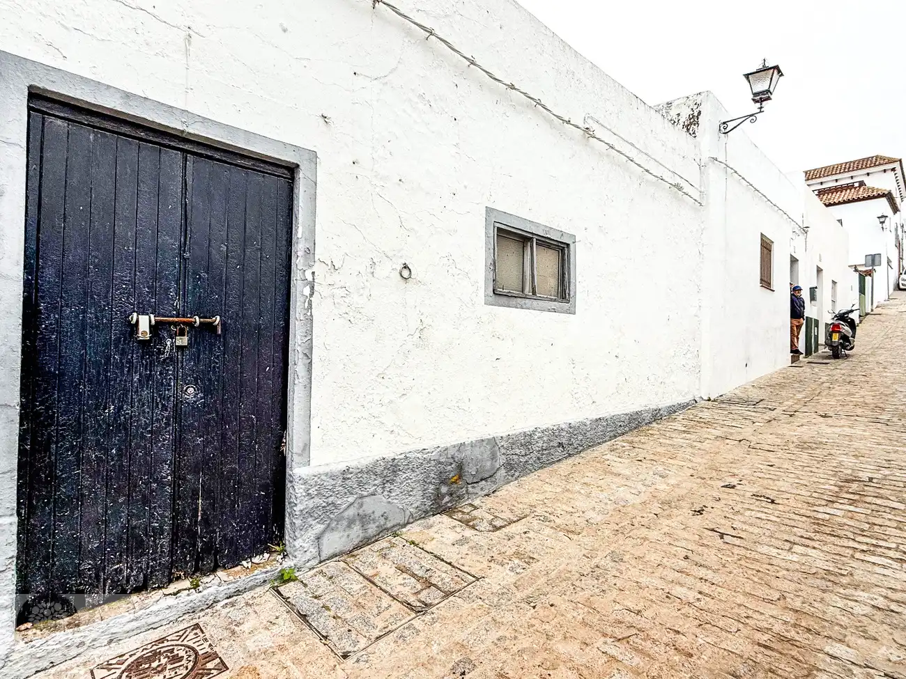 Industrial building for sale in Calle Viriato