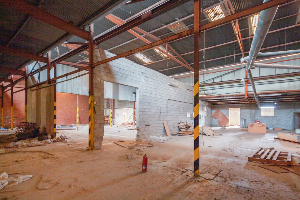 Nau industrial en venda en Xàtiva
