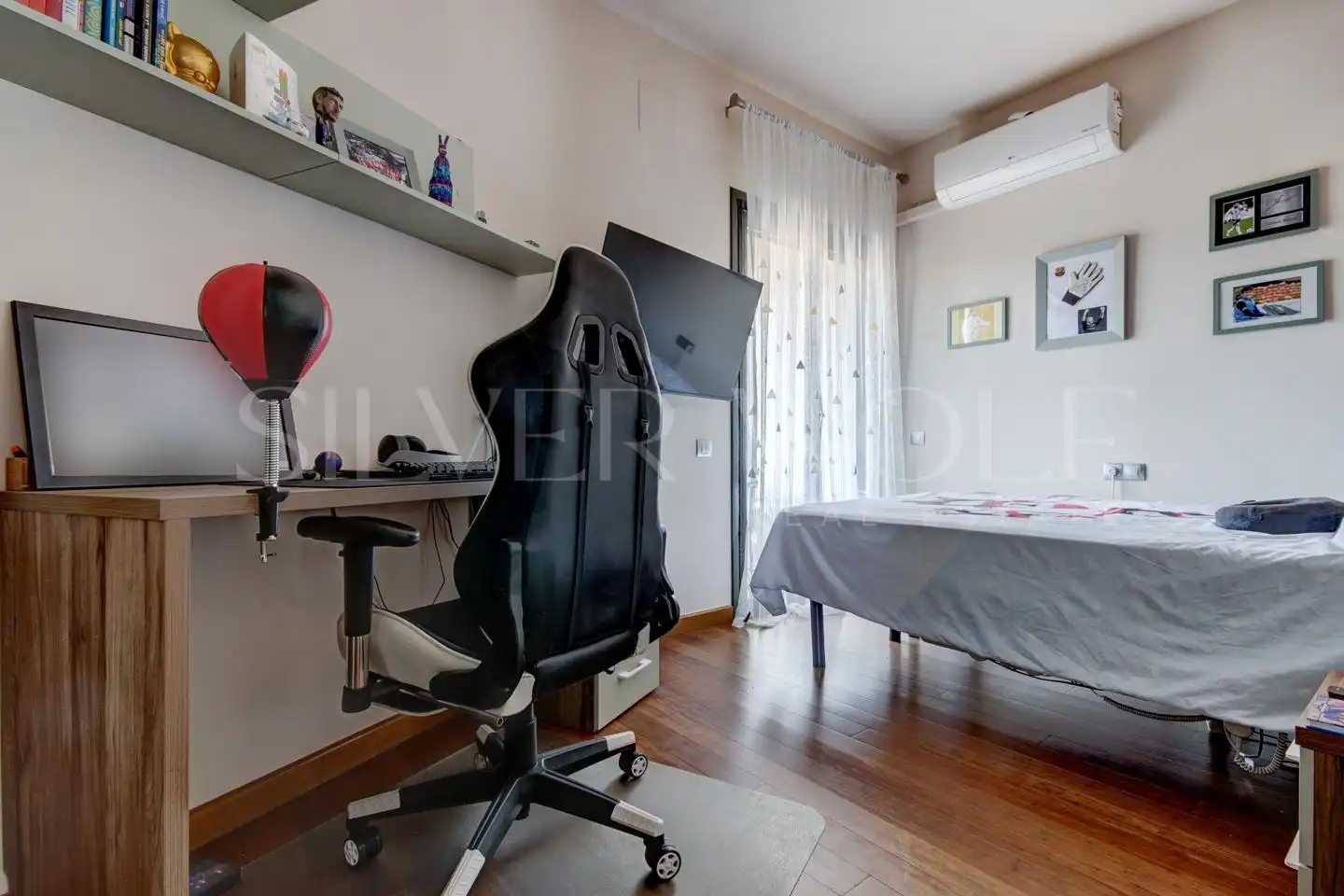 Dormitori de Casa o xalet en venda en Cubelles amb Aire condicionat, Calefacció i Jardí privat