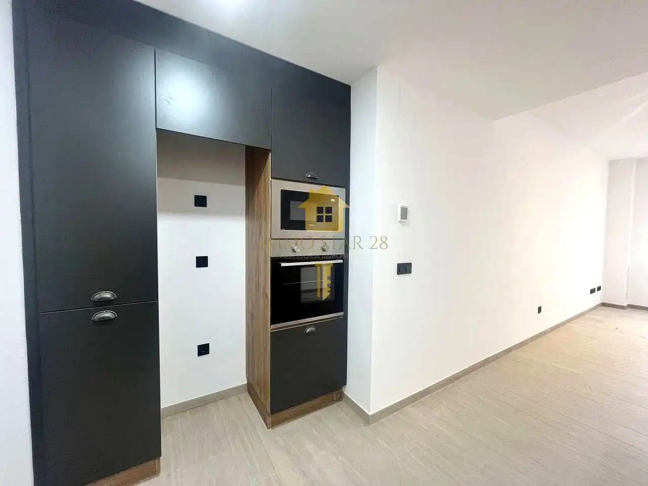 Küche von Wohnung zur Miete in Centre