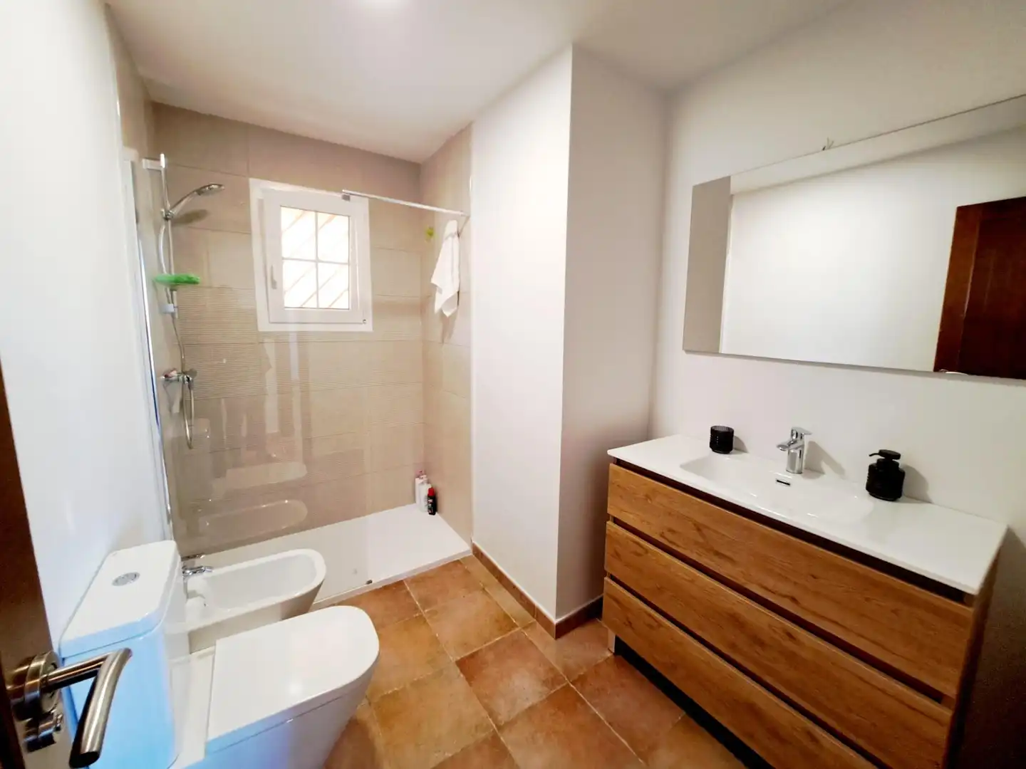 Baño de Ático en venta en Ayamonte con Terraza y Piscina comunitaria