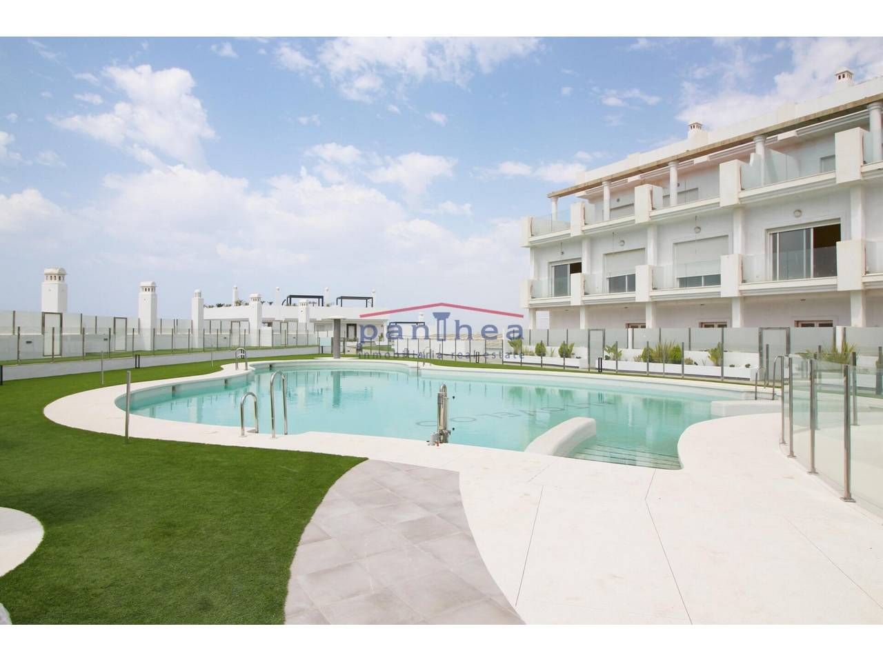 Swimming pool of Flat for sale in Rincón de la Victoria  with Air Conditioner, Terrace and Community pool