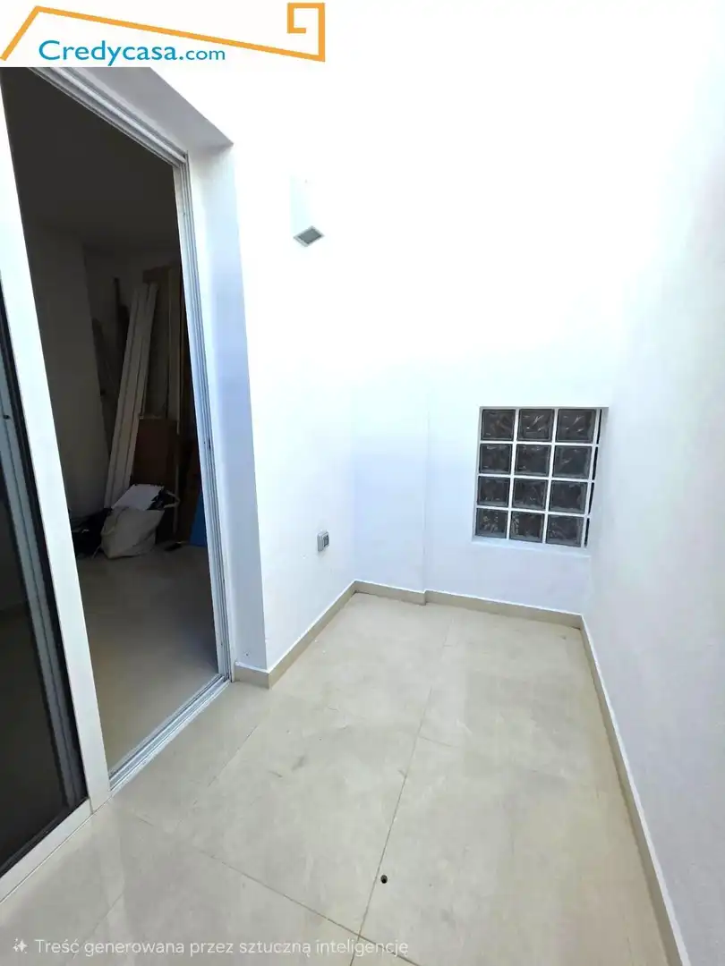 Flat with terrace for sale in Casco Urbano, imagen 5