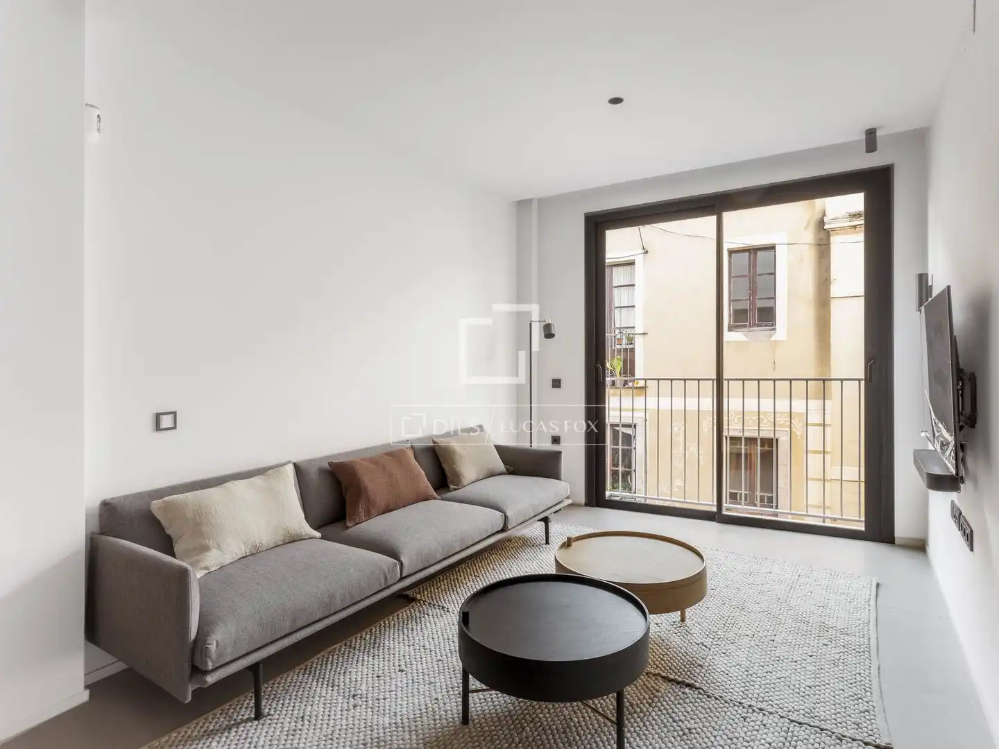 Sala d'estar de Pis en venda en Barcelona amb Aire condicionat, Calefacció i Parquet